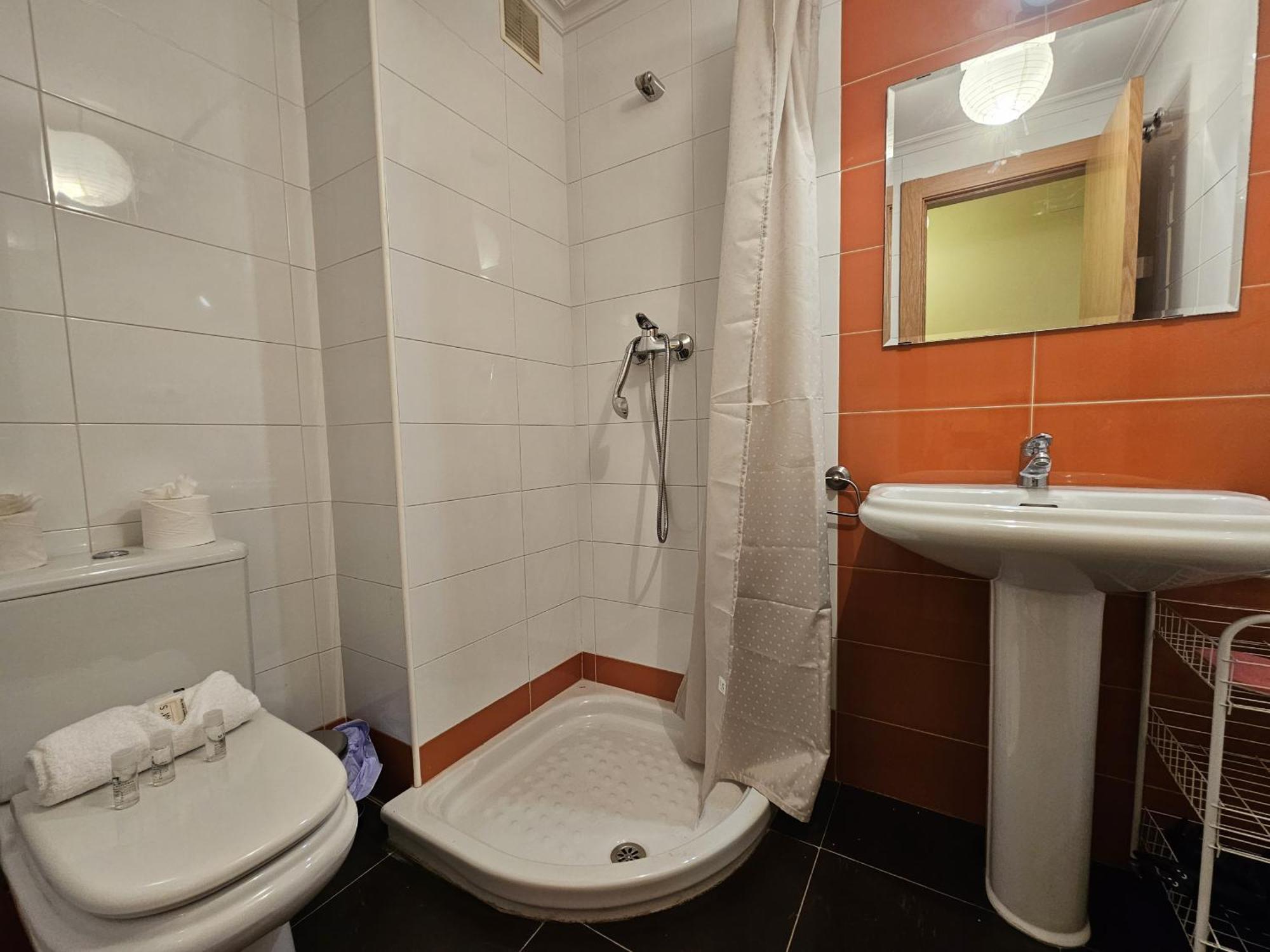 1A106 Amplio Y Comodo Apartamento Gijon Exterior photo